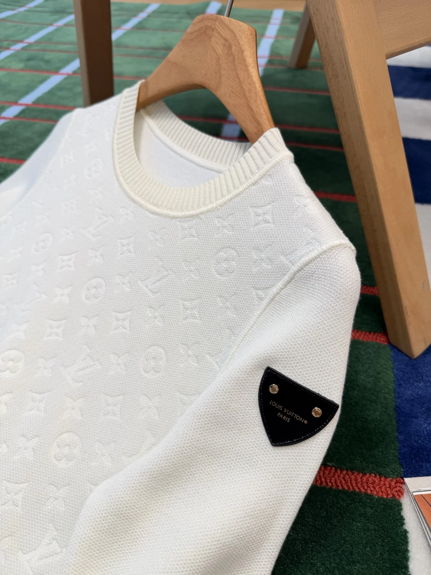 LV T-shirts White-Black S-L C45202609061401 - Image 3