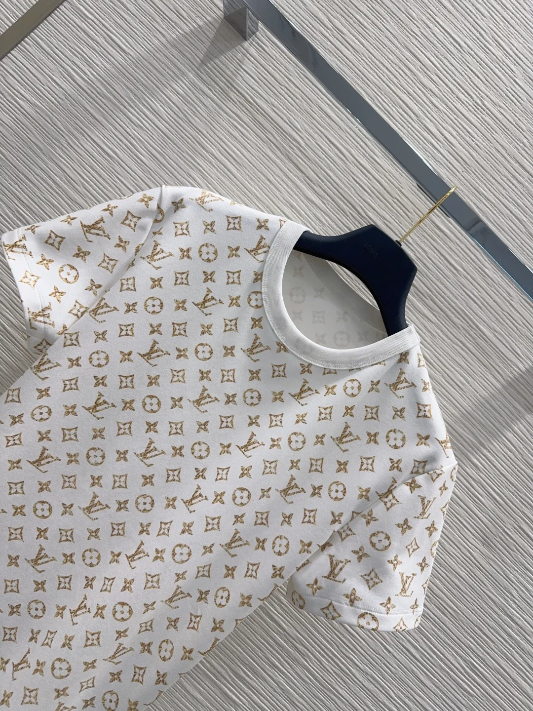 LV T-shirts White-Gold S-L A65202609063584 - Image 2