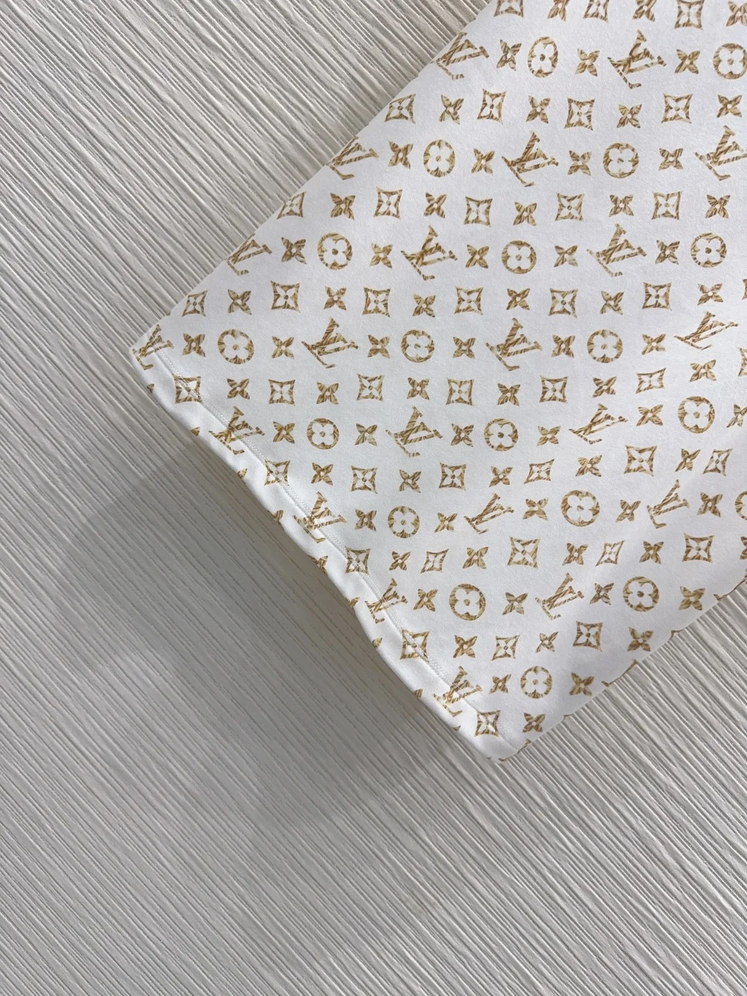 LV T-shirts White-Gold S-L A65202609063584 - Image 5