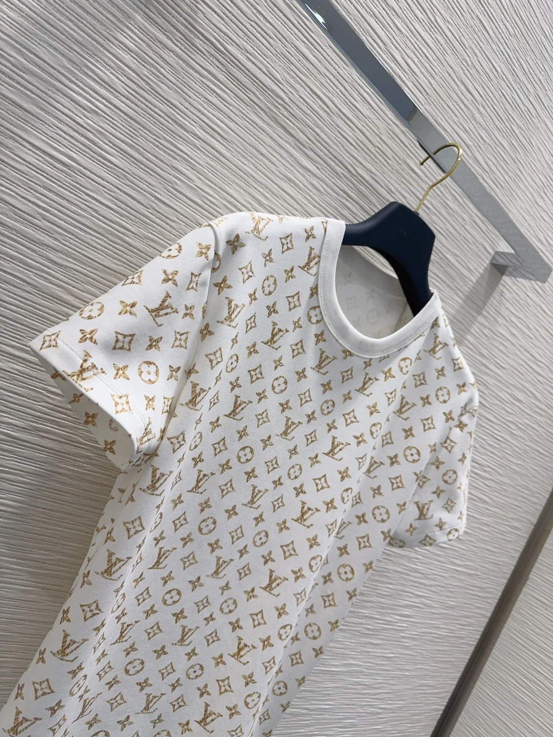 LV T-shirts White-Gold S-L A65202609063584 - Image 8