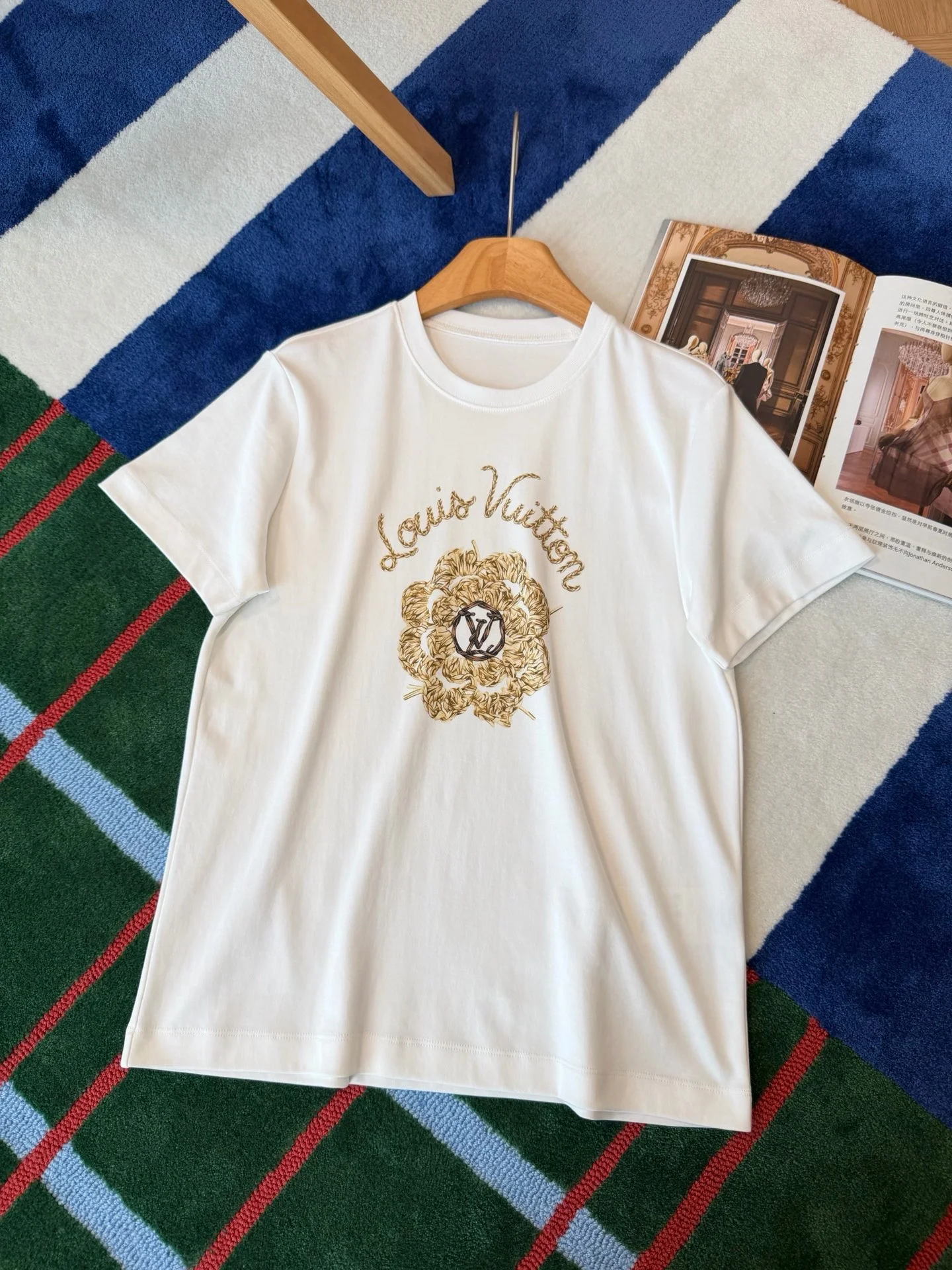 LV T-shirts White-Gold S-M-L B15202609063265 - Image 9