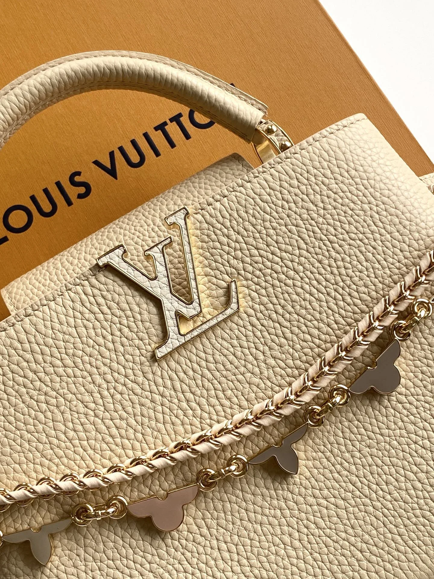 LV Top Handle Bags Beige-Gold 27X18X9CM A250202609090360 - Image 6