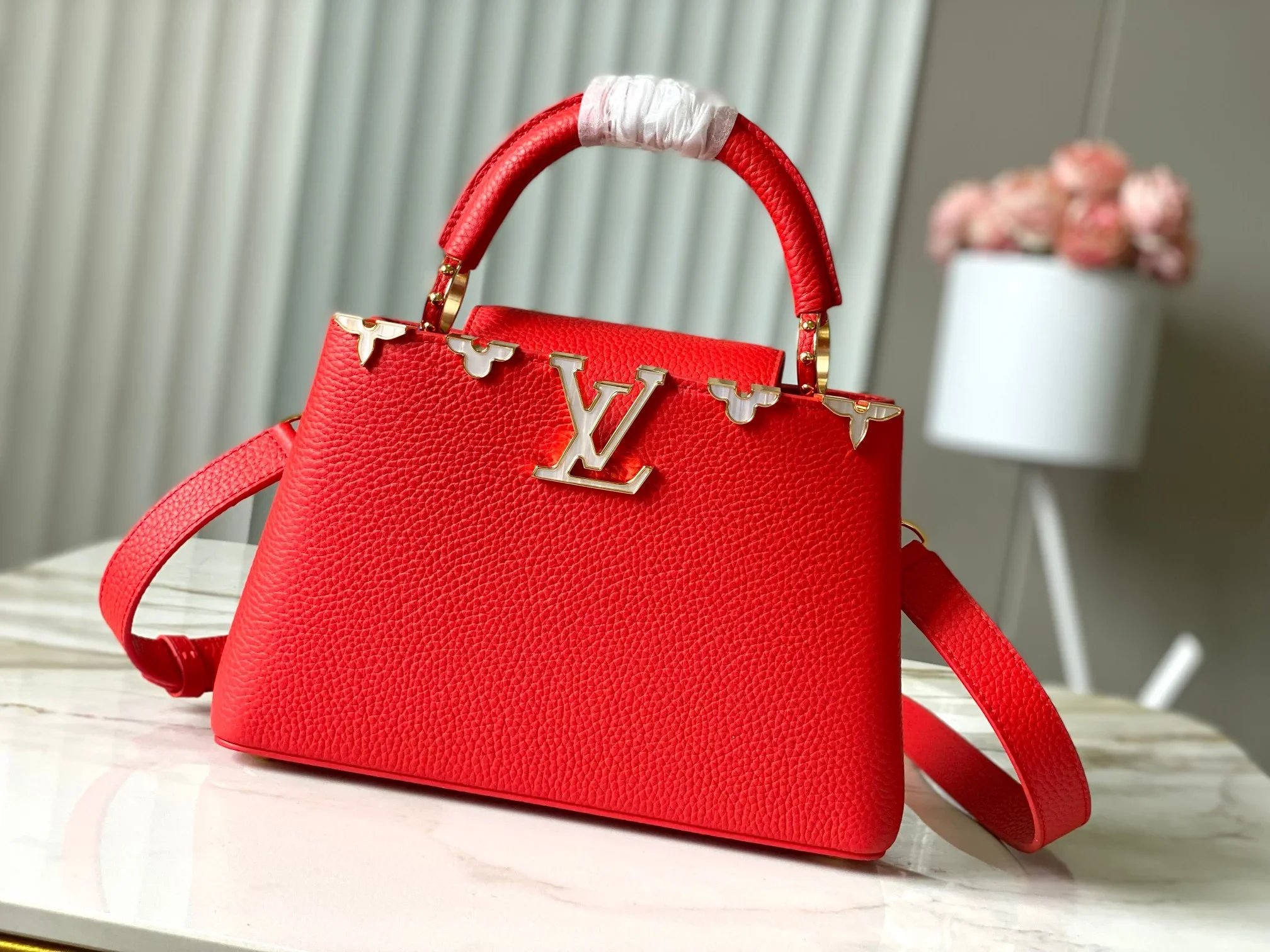 LV Top Handle Bags Red-Gold 27X18X9CM A100202609090376