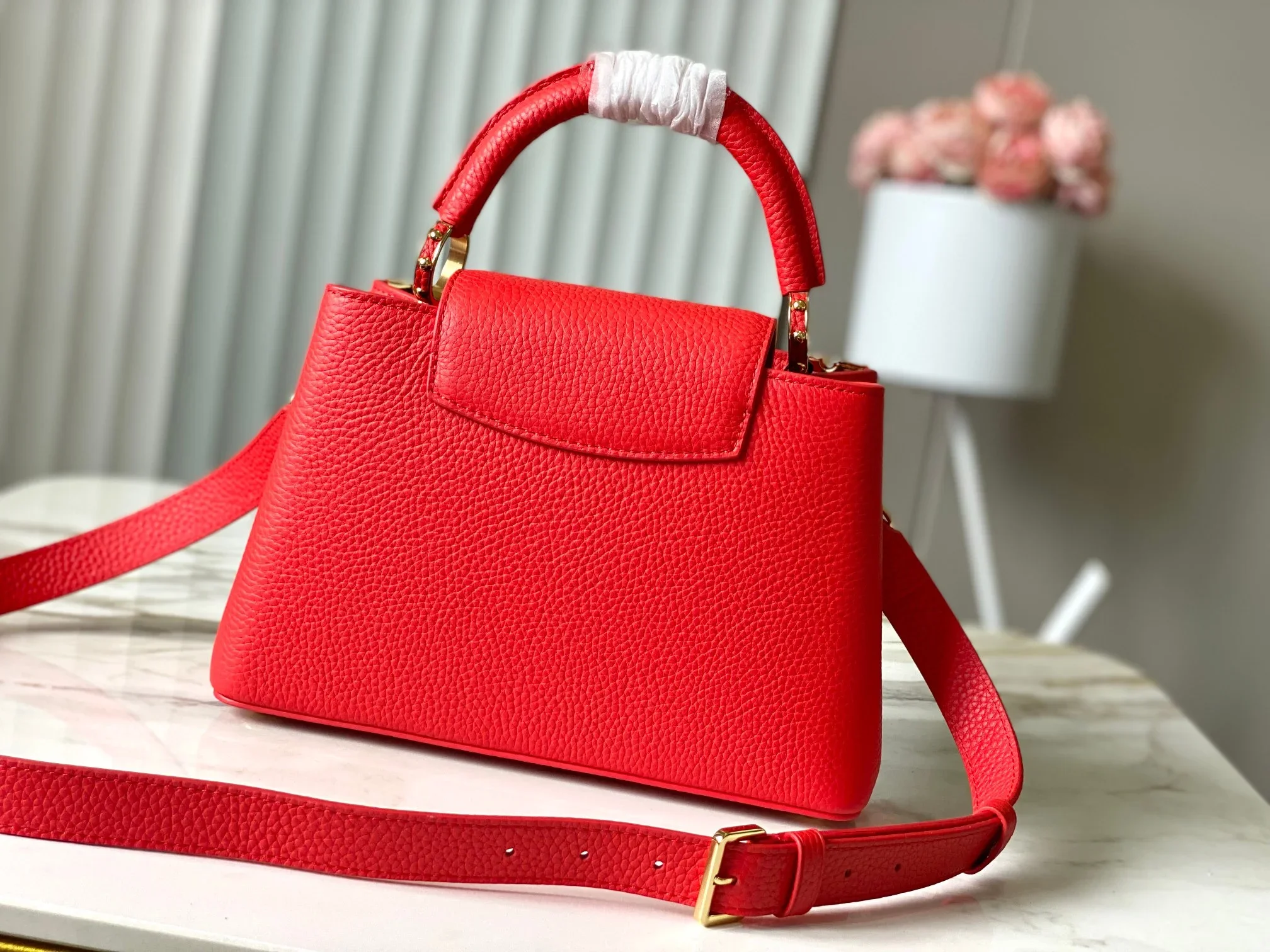 LV Top Handle Bags Red-Gold 27X18X9CM A100202609090376 - Image 3
