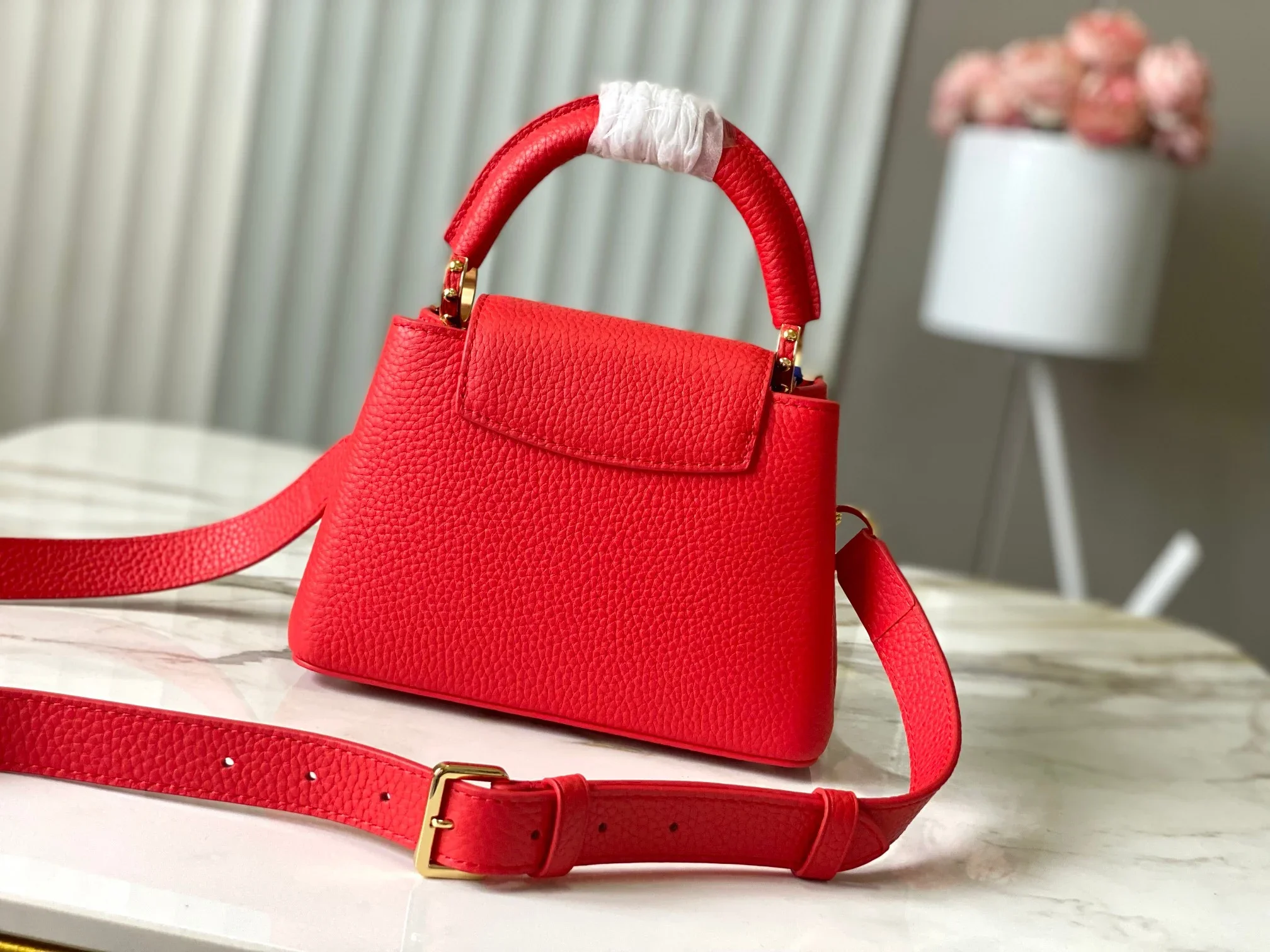 LV Top Handle Bags Taurillon Leather Red-Gold 21X14X8CM A000202609090371 - Image 3