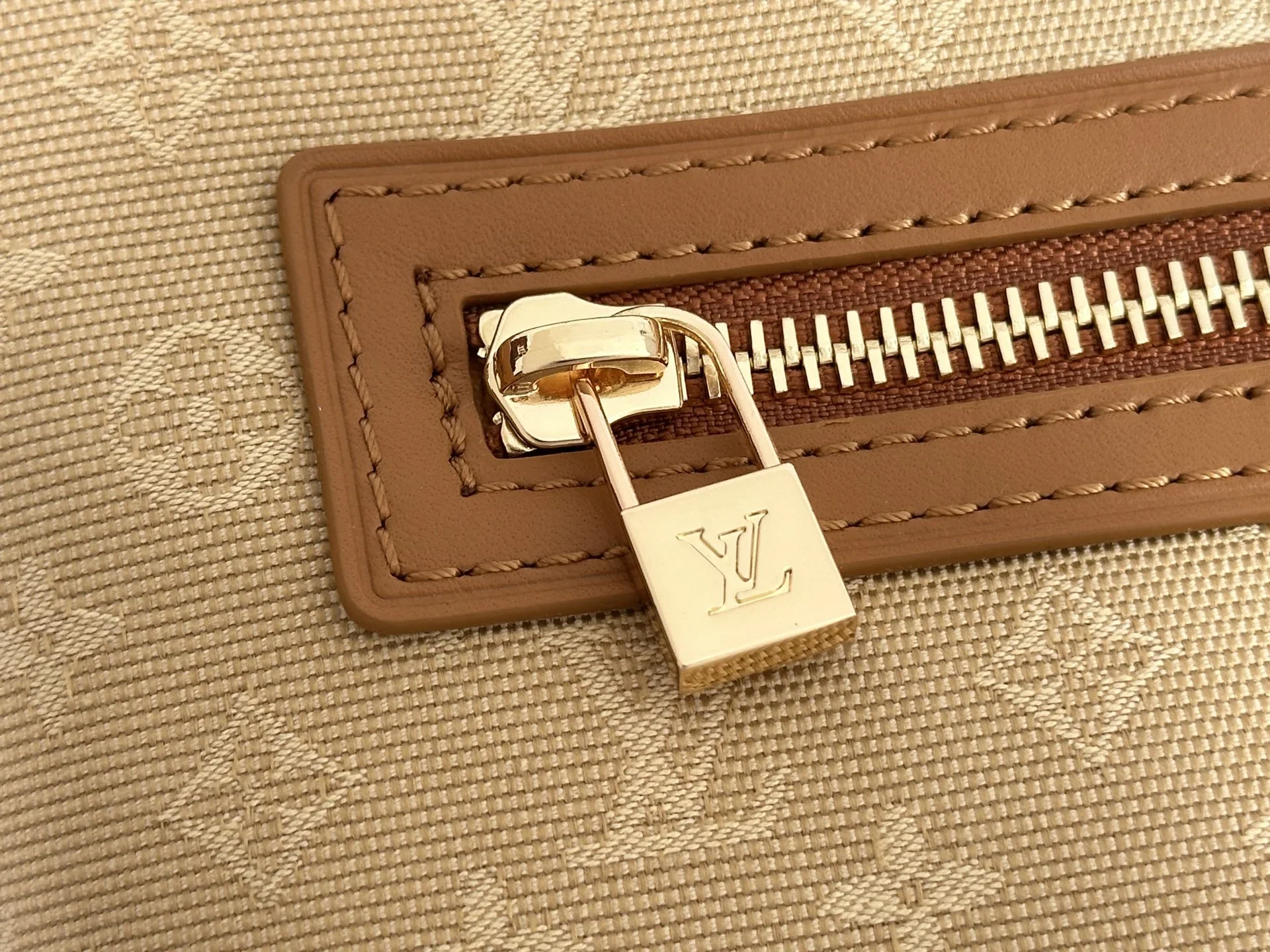 LV Totes Bags Beige-Brown 24X26X9CM E50202609090377 - Image 5