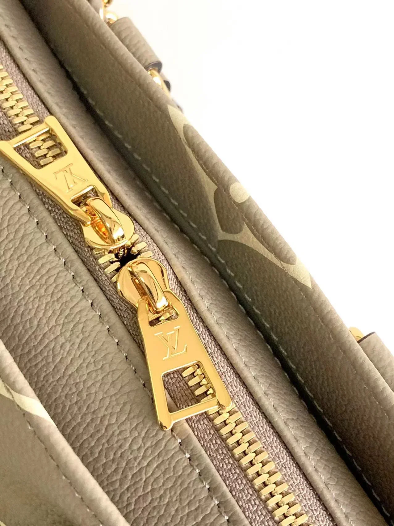 LV Totes Bags Brown-Beige 25X13X10CM G80202609090378 - Image 6