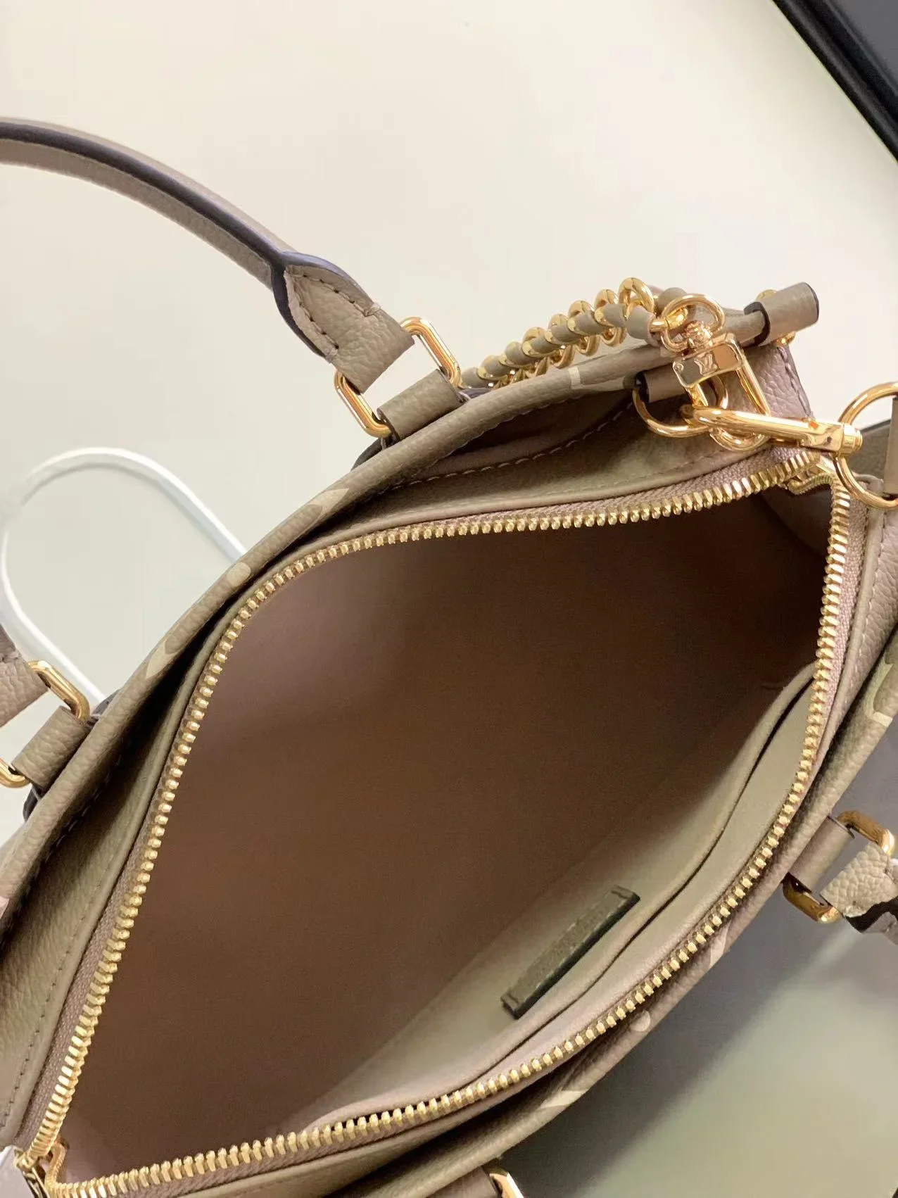 LV Totes Bags Brown-Beige 25X13X10CM G80202609090378 - Image 8