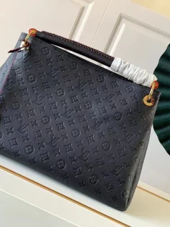 LV Totes Bags Empreinte Leather Black-Gold 47X32X22CM I40202609090324