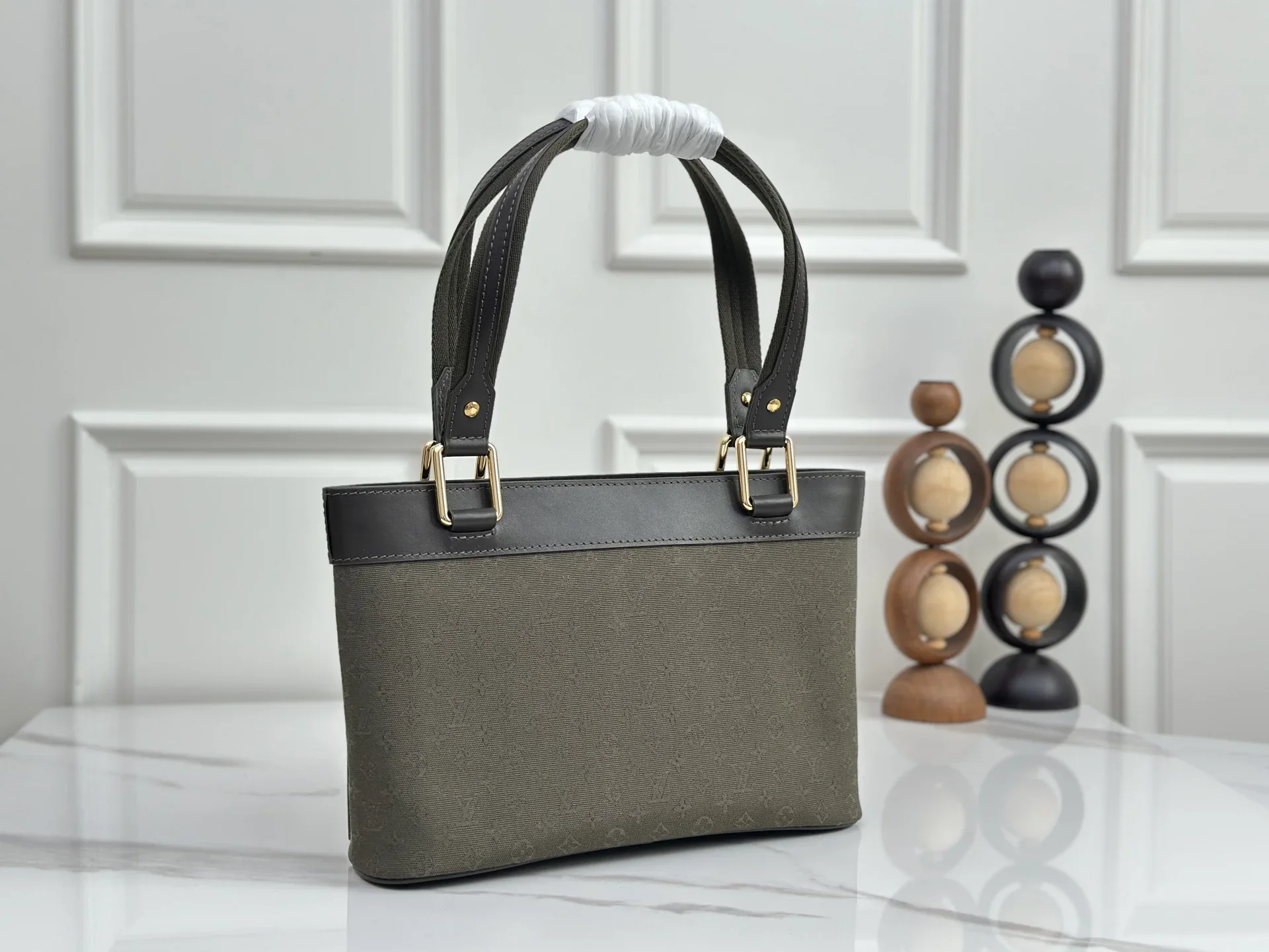 LV Totes Bags Green-Brown 24X26X9CM E50202609090380 - Image 2
