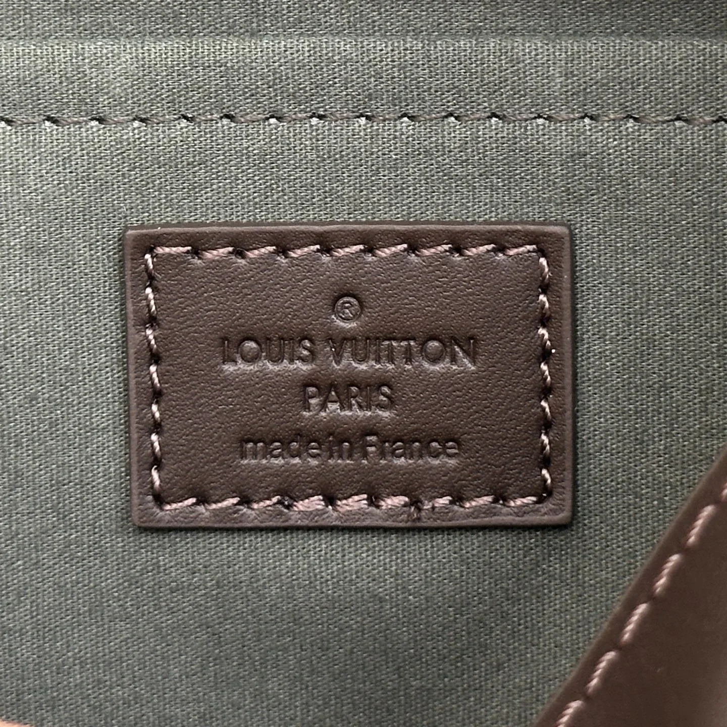 LV Totes Bags Green-Brown 24X26X9CM E50202609090380 - Image 9