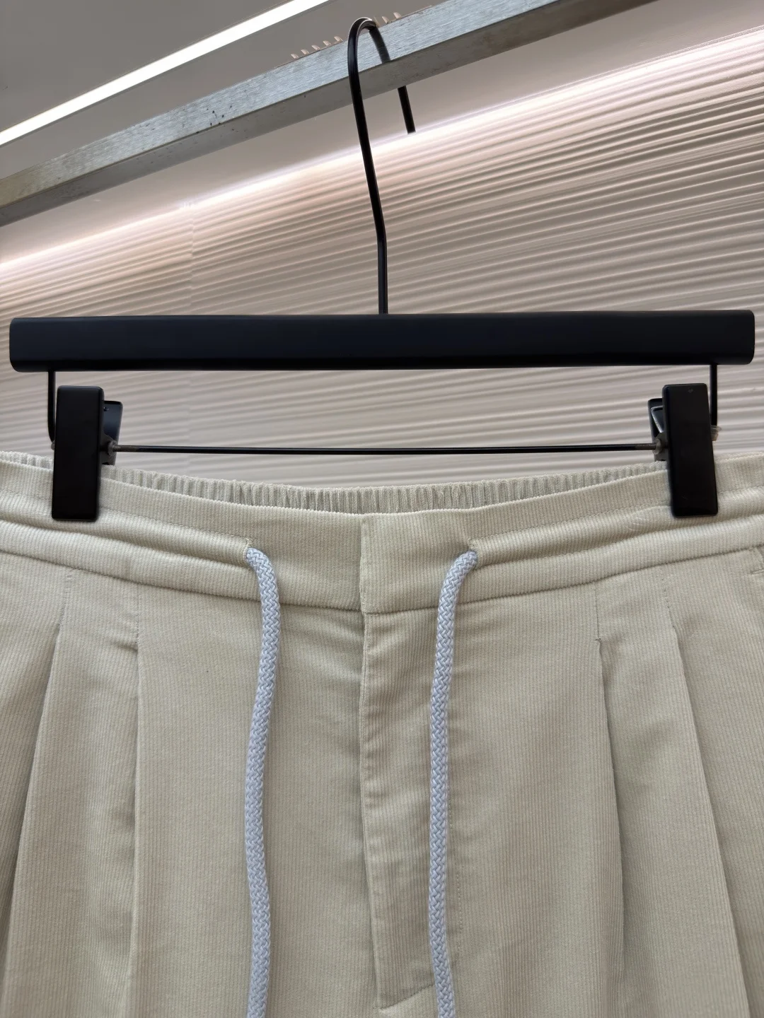 LV Trousers Beige S-L B95202609090588 - Image 3