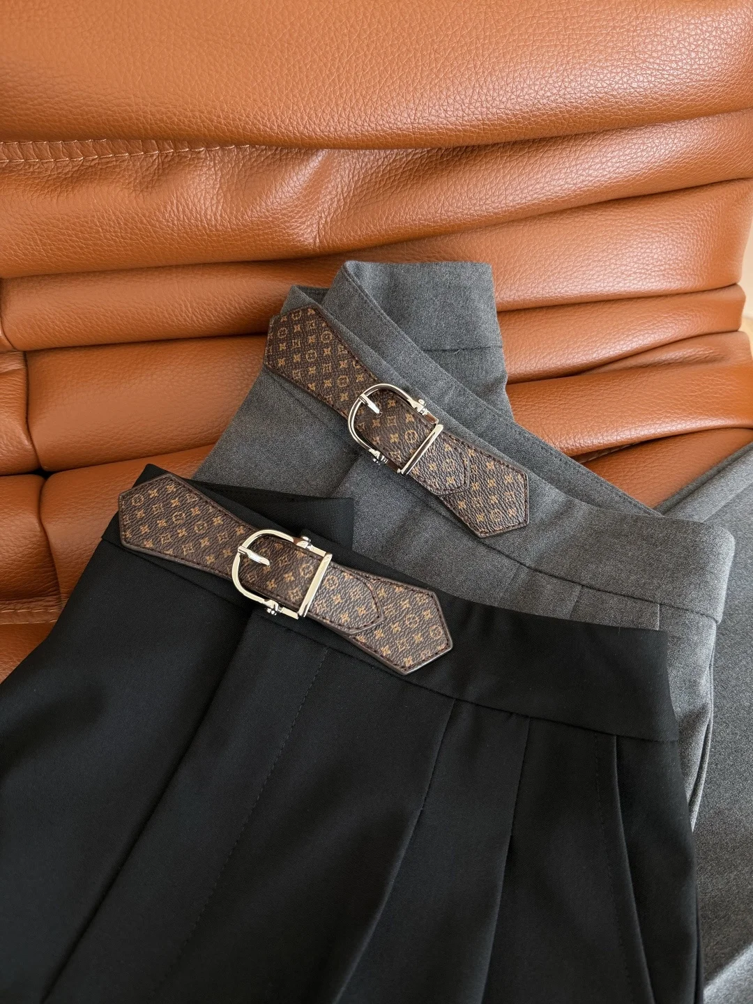 LV Trousers Black-Gray S-L B65202609060366 - Image 2