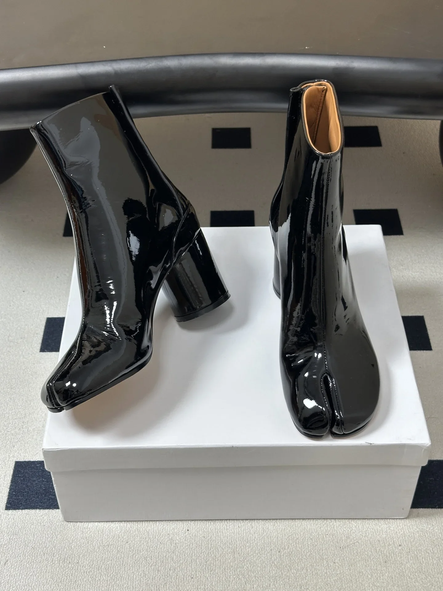 MAISON MARGIELA Boots Calfskin Leather Black EU35-39 C90202609112021 - Image 5