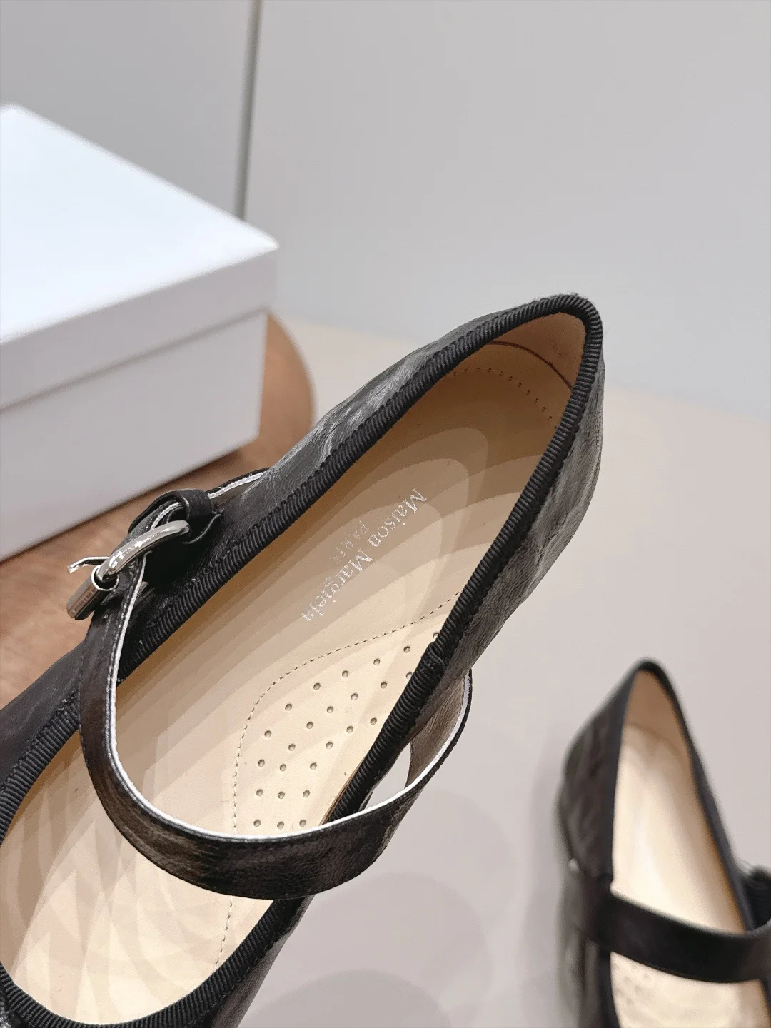 MAISON MARGIELA Flats Lamb Leather Black EU35-39 C10202609111572 - Image 6