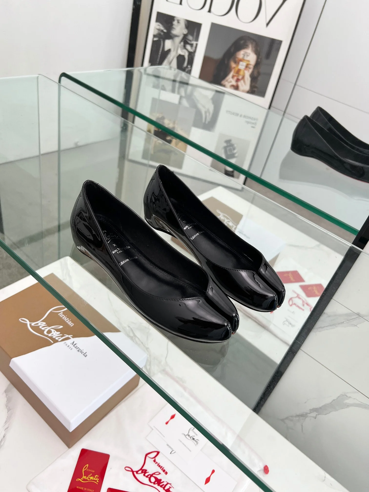 MAISON MARGIELA Flats Patent Leather Black EU35-39 B80202609110007 - Image 10