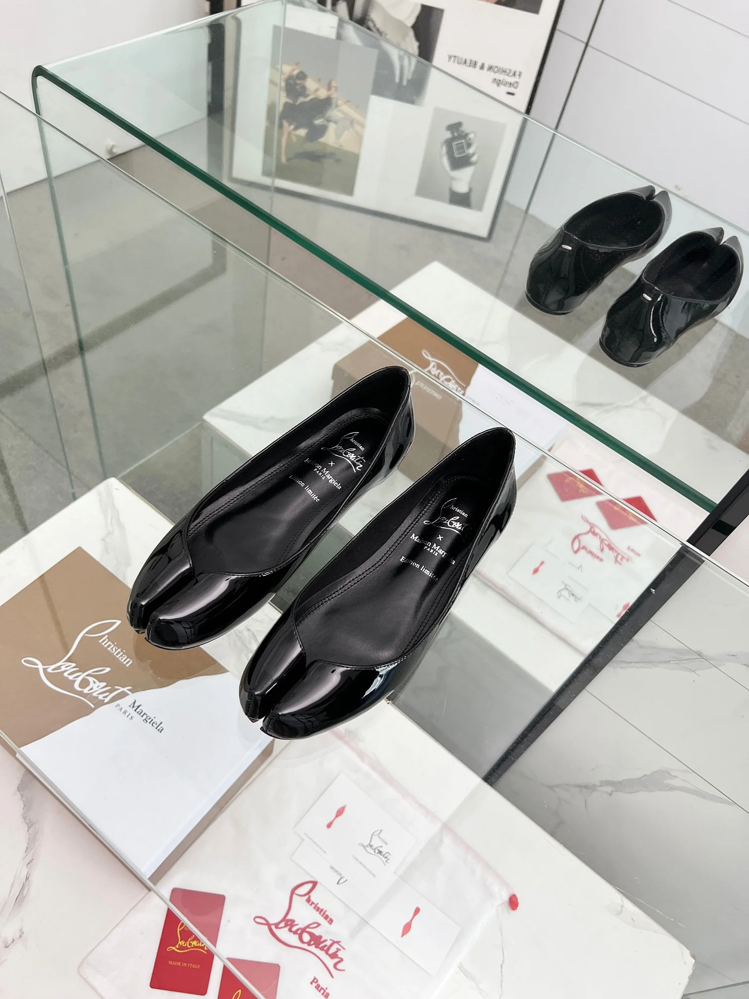 MAISON MARGIELA Flats Patent Leather Black EU35-39 B80202609110007 - Image 3