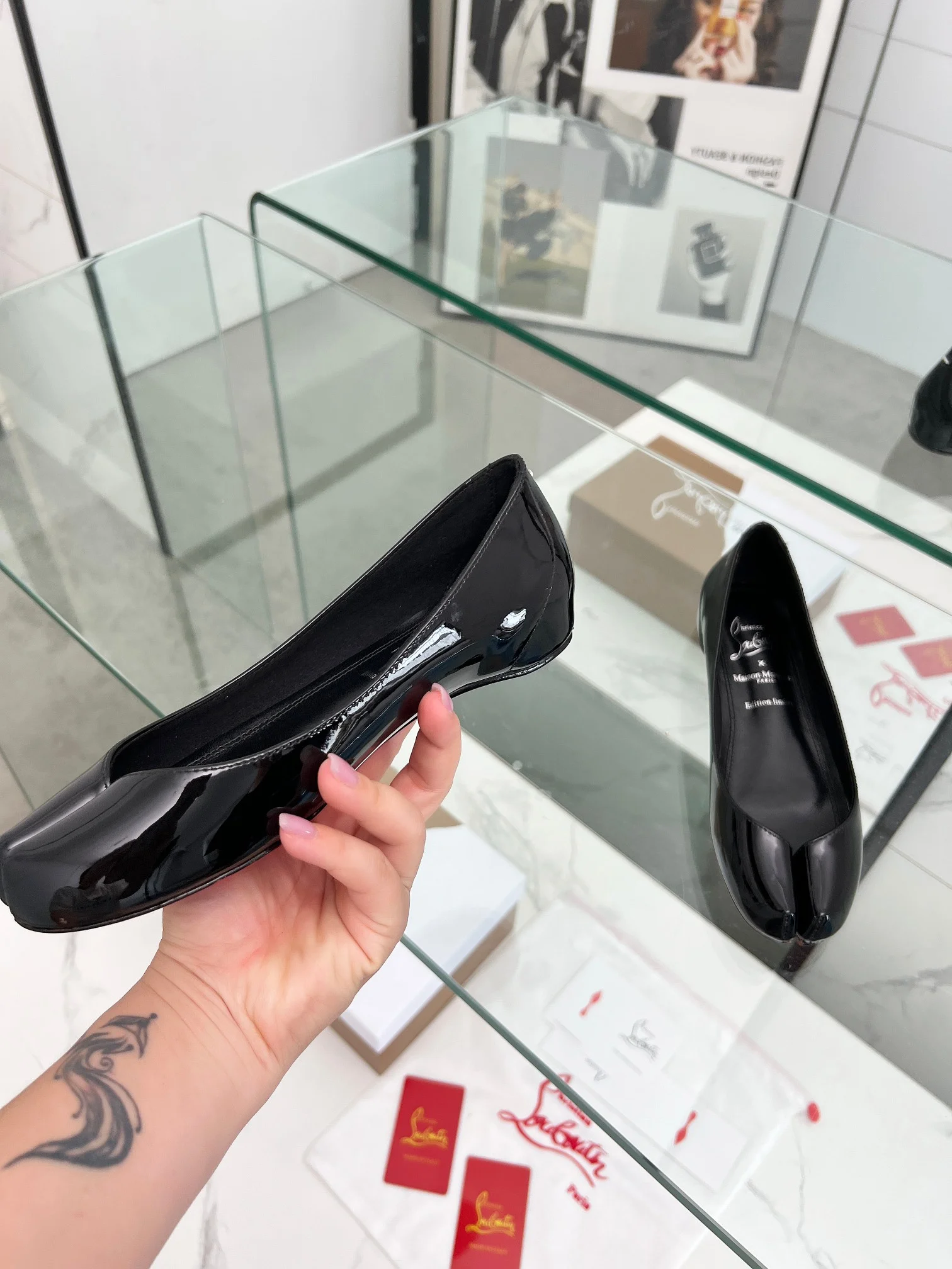 MAISON MARGIELA Flats Patent Leather Black EU35-39 B80202609110007 - Image 7