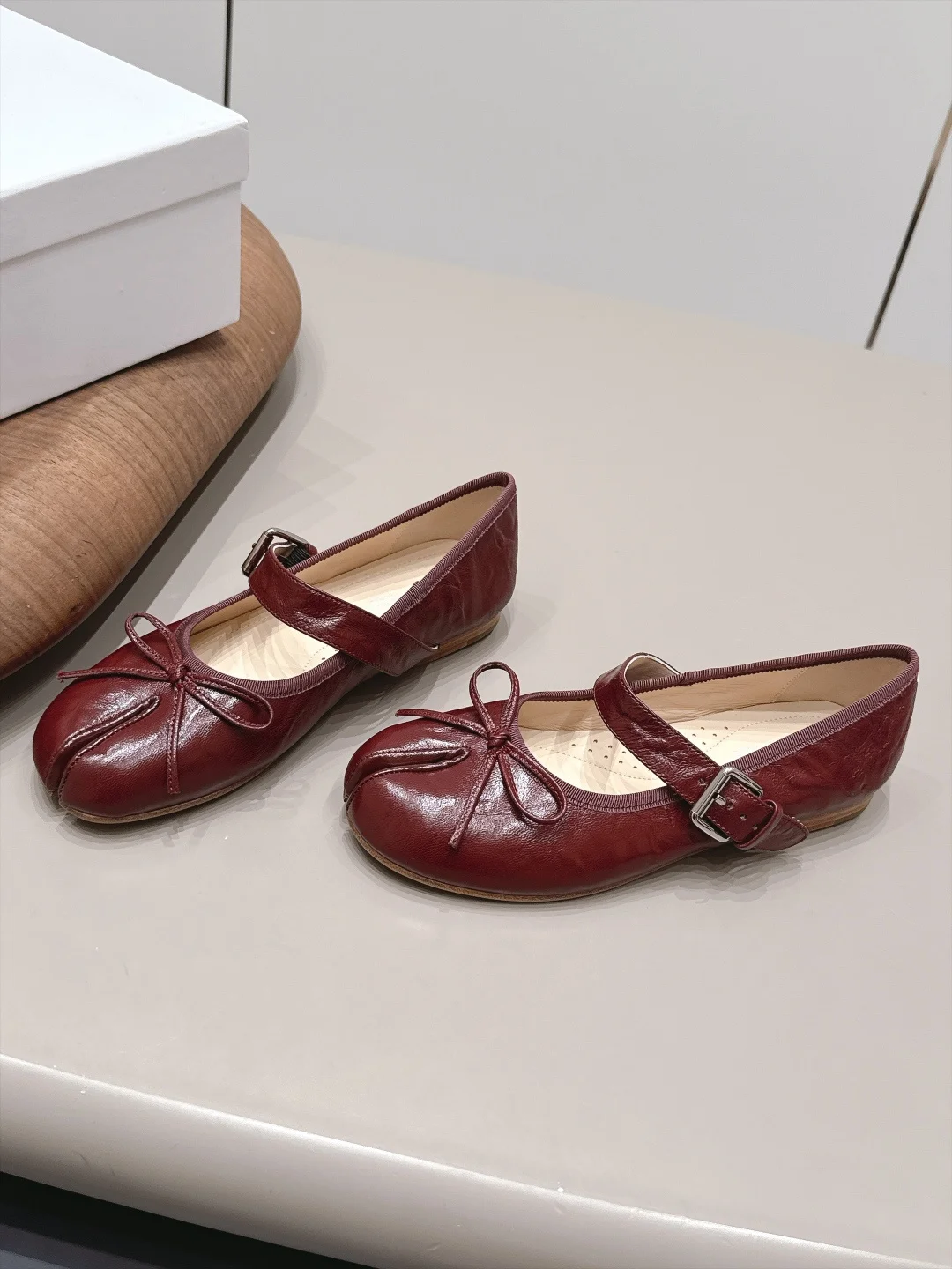 MAISON MARGIELA Flats Sheepskin Leather Burgundy EU35-39 C10202609111570 - Image 3
