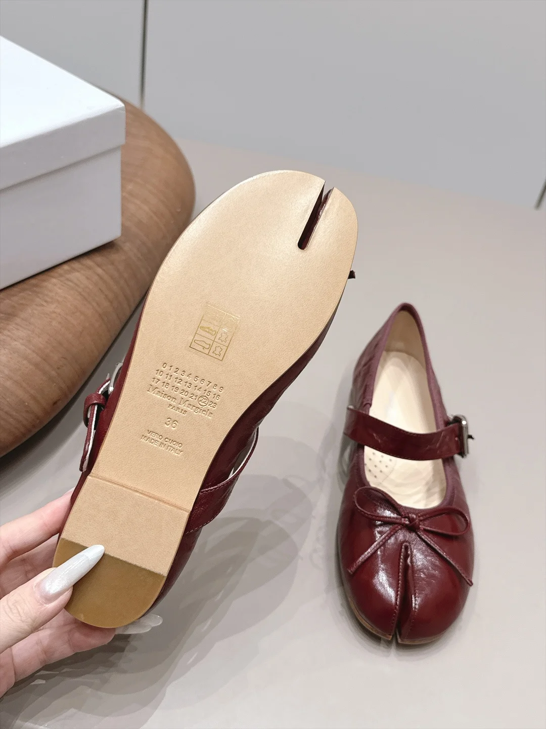 MAISON MARGIELA Flats Sheepskin Leather Burgundy EU35-39 C10202609111570 - Image 9