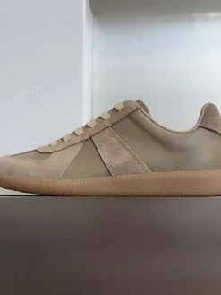 Alternative view of MAISON MARGIELA Sneakers Beige-Brown B50202609110411