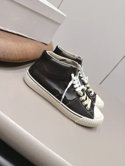 Alternative view of MAISON MARGIELA Sneakers Black-White C30202609111579