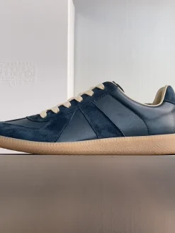Alternative view of MAISON MARGIELA Sneakers Blue-Tan B50202609110420