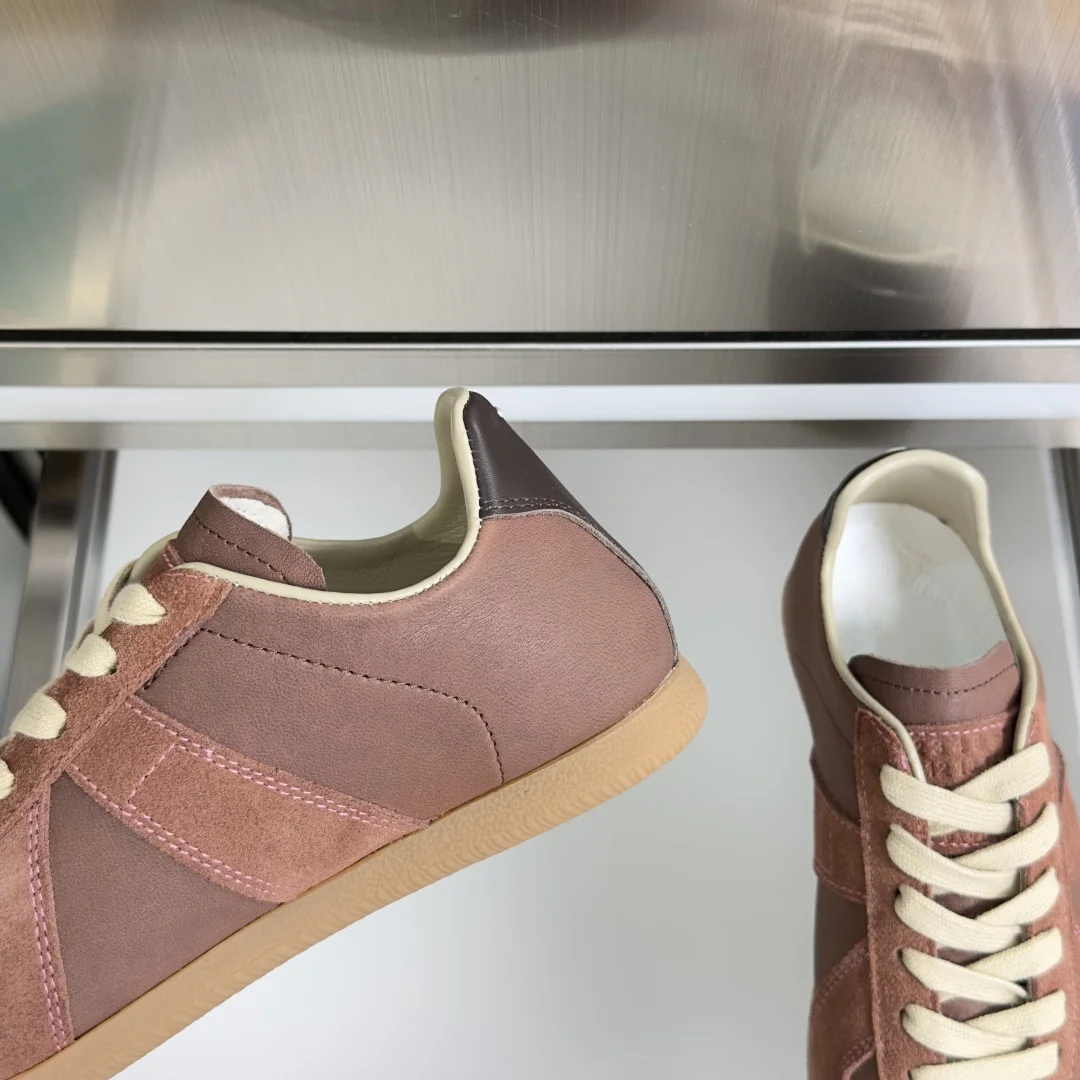 MAISON MARGIELA Sneakers Brown-Cream B60202609110434 - Image 7