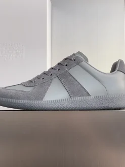 Alternative view of MAISON MARGIELA Sneakers Calfskin Leather Grey EU35-45 B50202609110418