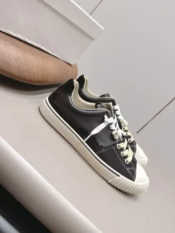 Alternative view of MAISON MARGIELA Sneakers Cowhide Canvas Black-White EU35-44 C00202609111577