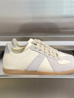 MAISON MARGIELA Sneakers Cream-Grey B60202609110432