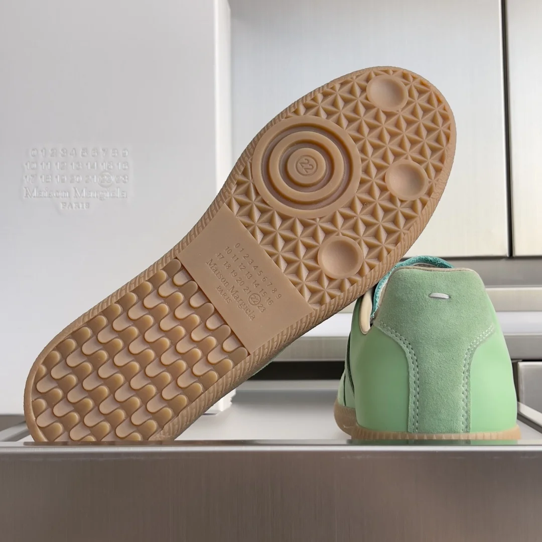 MAISON MARGIELA Sneakers Green-Tan B50202609110419 - Image 9
