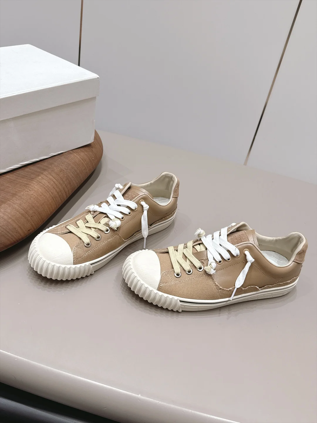 MAISON MARGIELA Sneakers Leather Canvas Brown-White EU35-44 C00202609111574 - Image 3