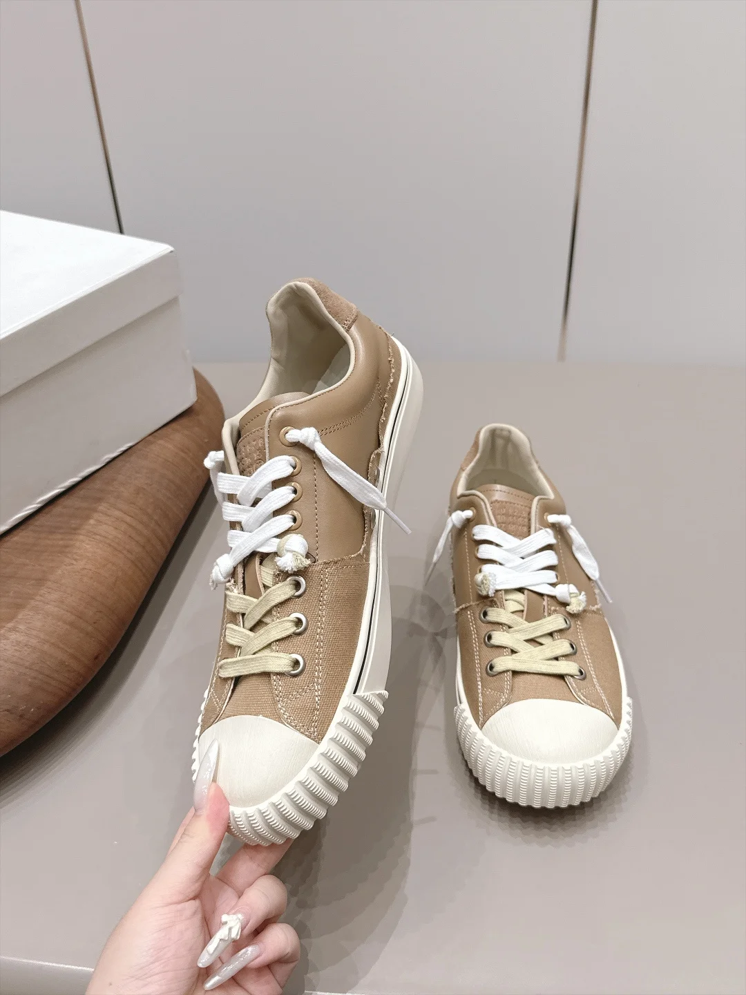 MAISON MARGIELA Sneakers Leather Canvas Brown-White EU35-44 C00202609111574 - Image 4
