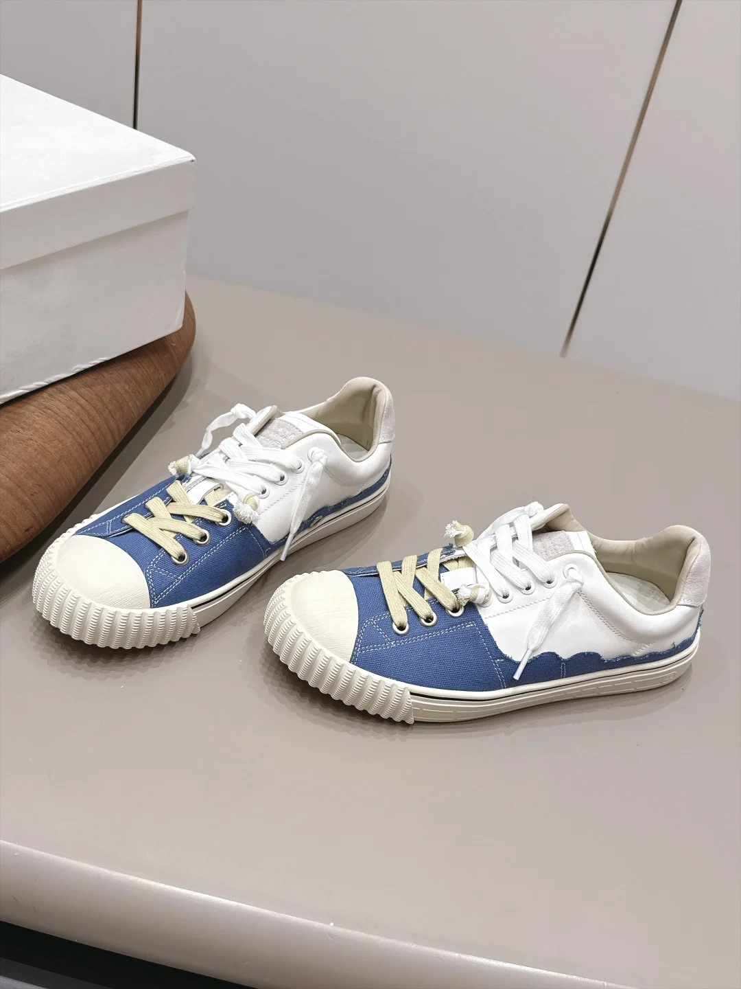 MAISON MARGIELA Sneakers Leather Canvas White-Blue EU35-44 C00202609111573 - Image 3
