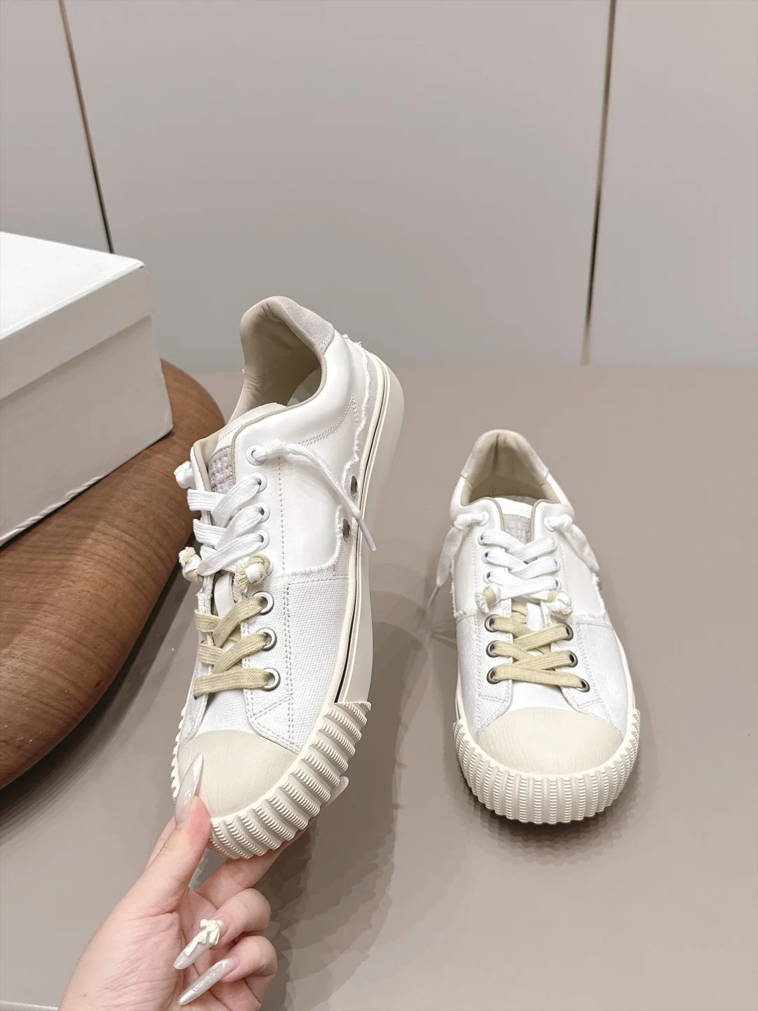 MAISON MARGIELA Sneakers Leather Canvas White-Cream EU35-44 C00202609111576 - Image 4