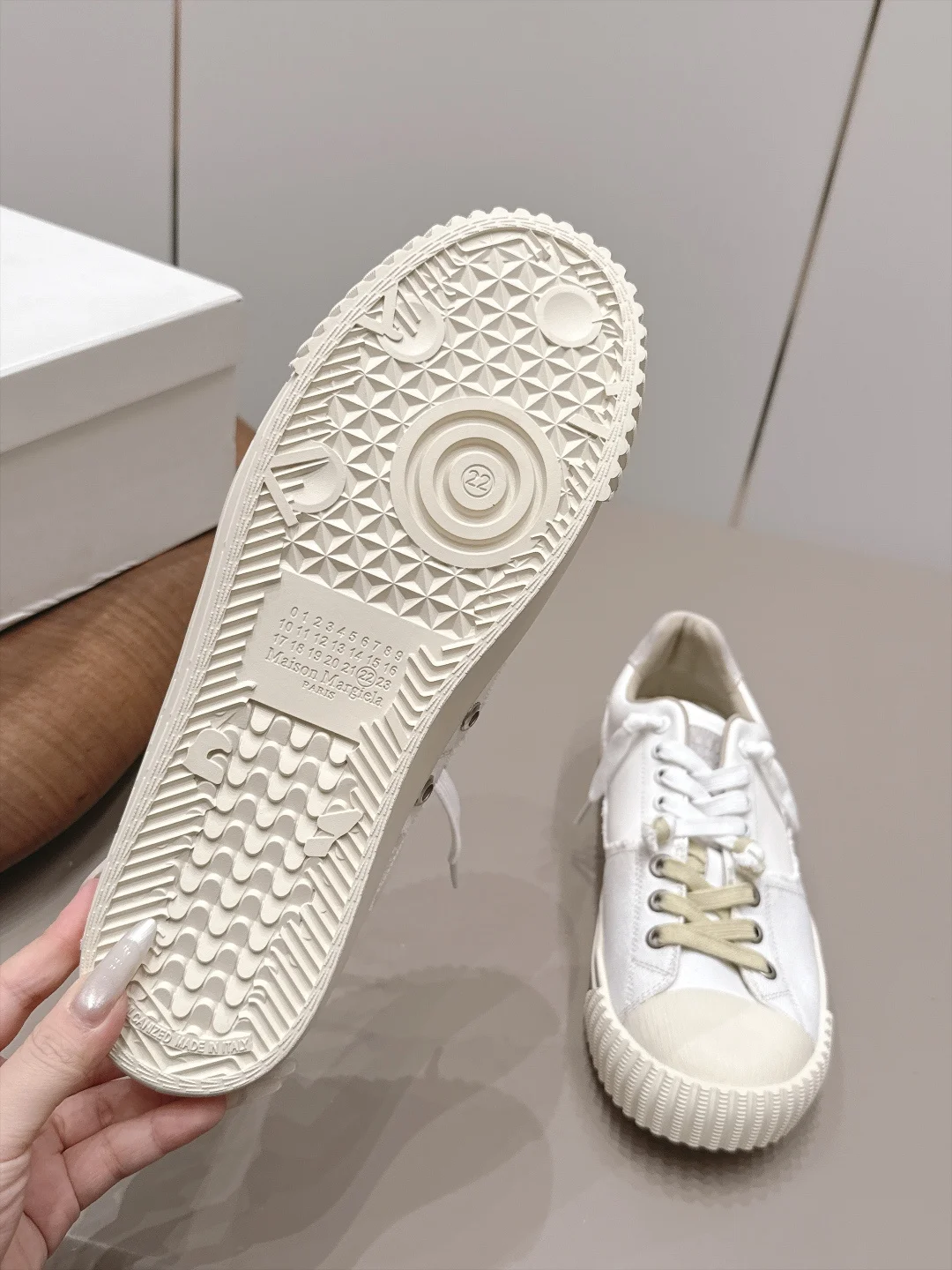 MAISON MARGIELA Sneakers Leather Canvas White-Cream EU35-44 C00202609111576 - Image 9