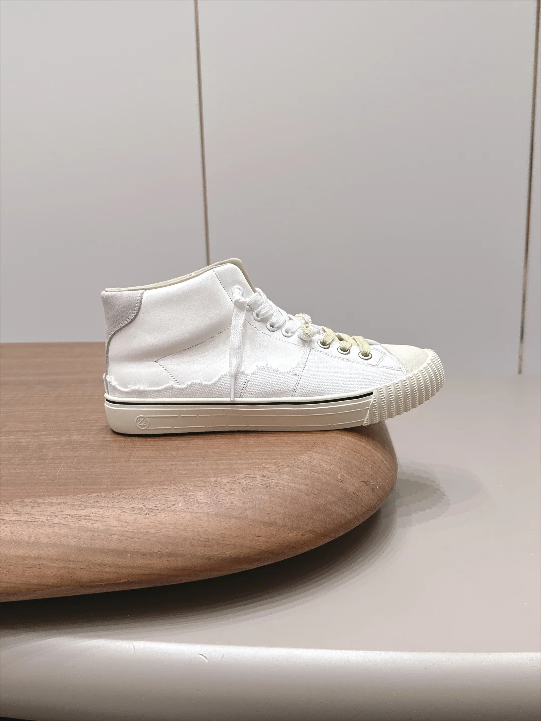 MAISON MARGIELA Sneakers Leather Canvas White-Cream EU35-44 C30202609111578 - Image 5