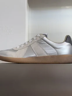 Alternative view of MAISON MARGIELA Sneakers Silver-Brown B50202609110414