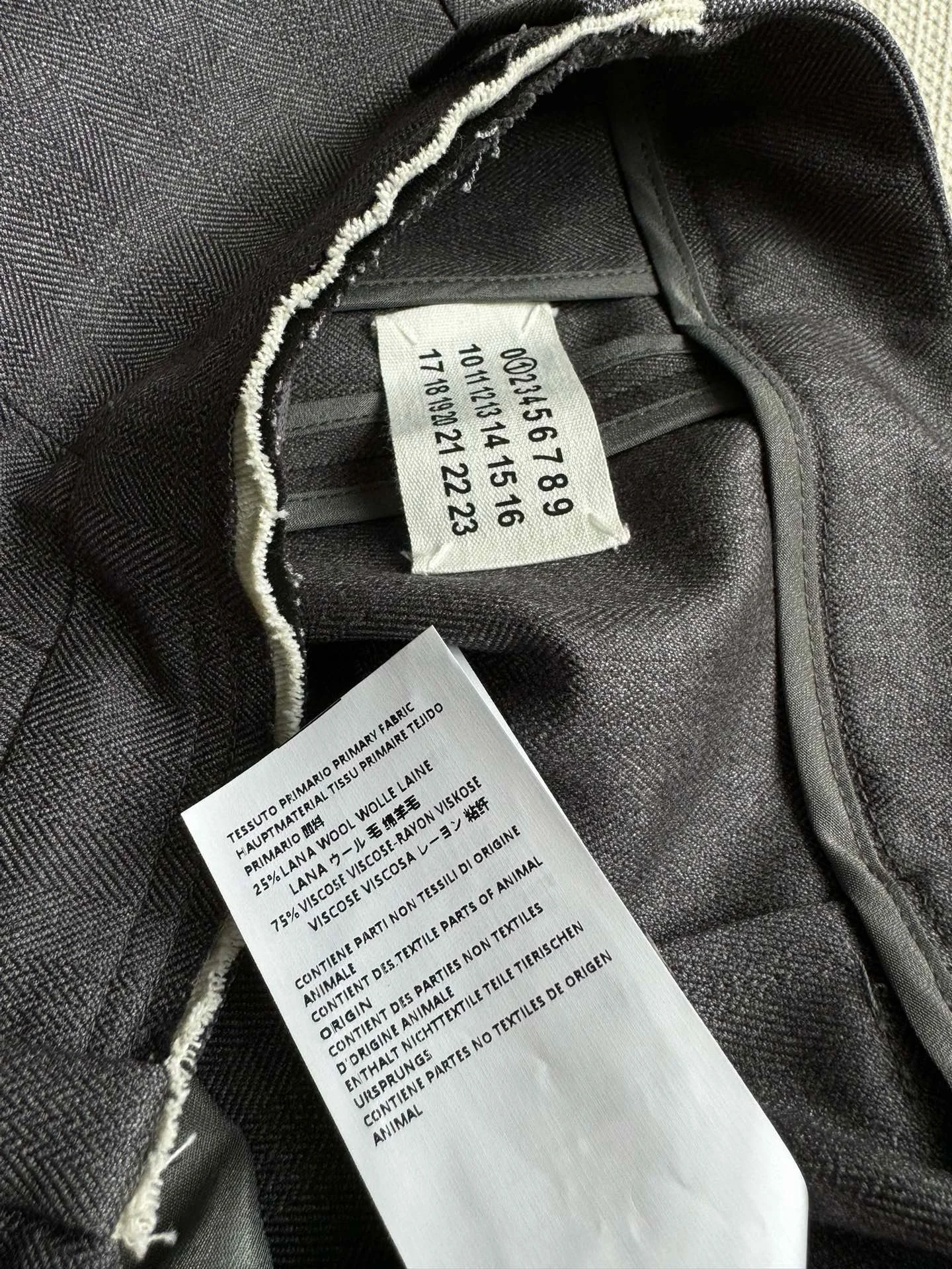 MAISON MARGIELA Trousers Gray S M L B45202609062331 - Image 9