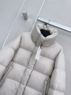 Alternative view of MAX MARA Jackets Goose Down White 38-42 E20202609062659