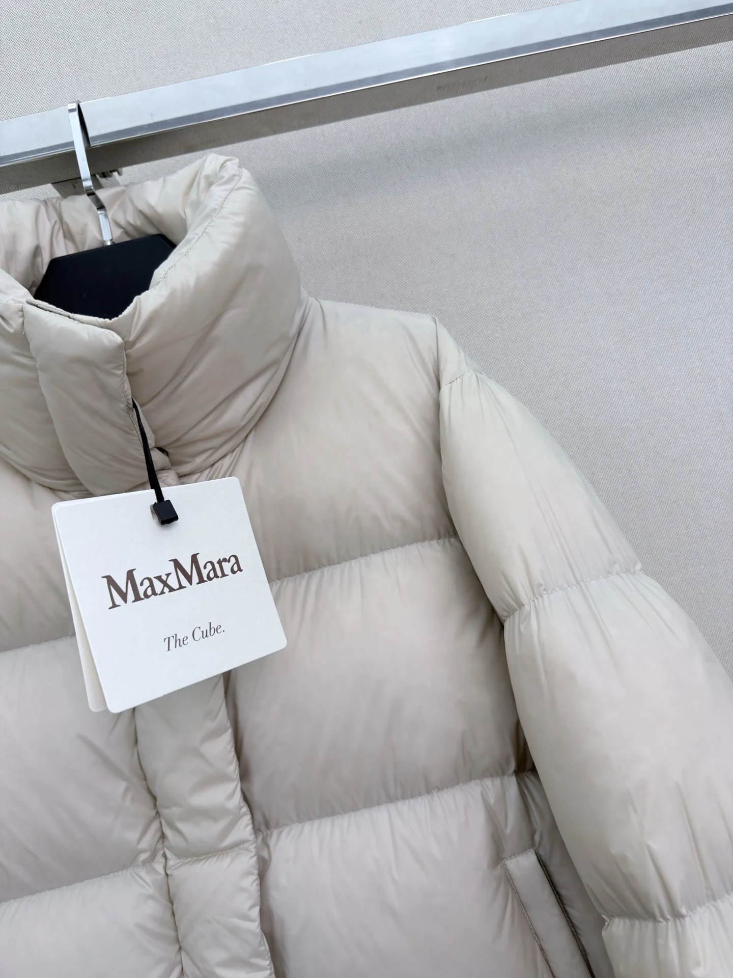 MAX MARA Jackets Goose Down White 38-42 E20202609062659 - Image 3