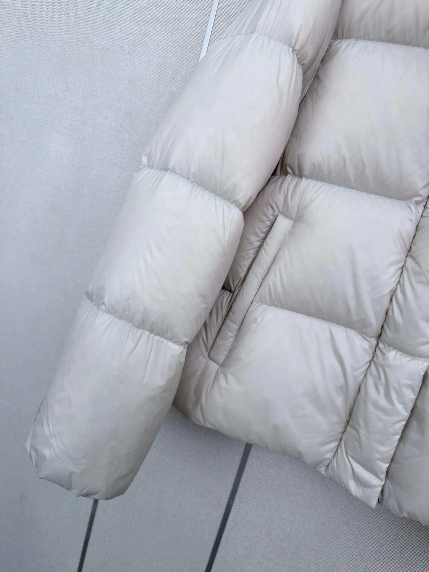 MAX MARA Jackets Goose Down White 38-42 E20202609062659 - Image 6