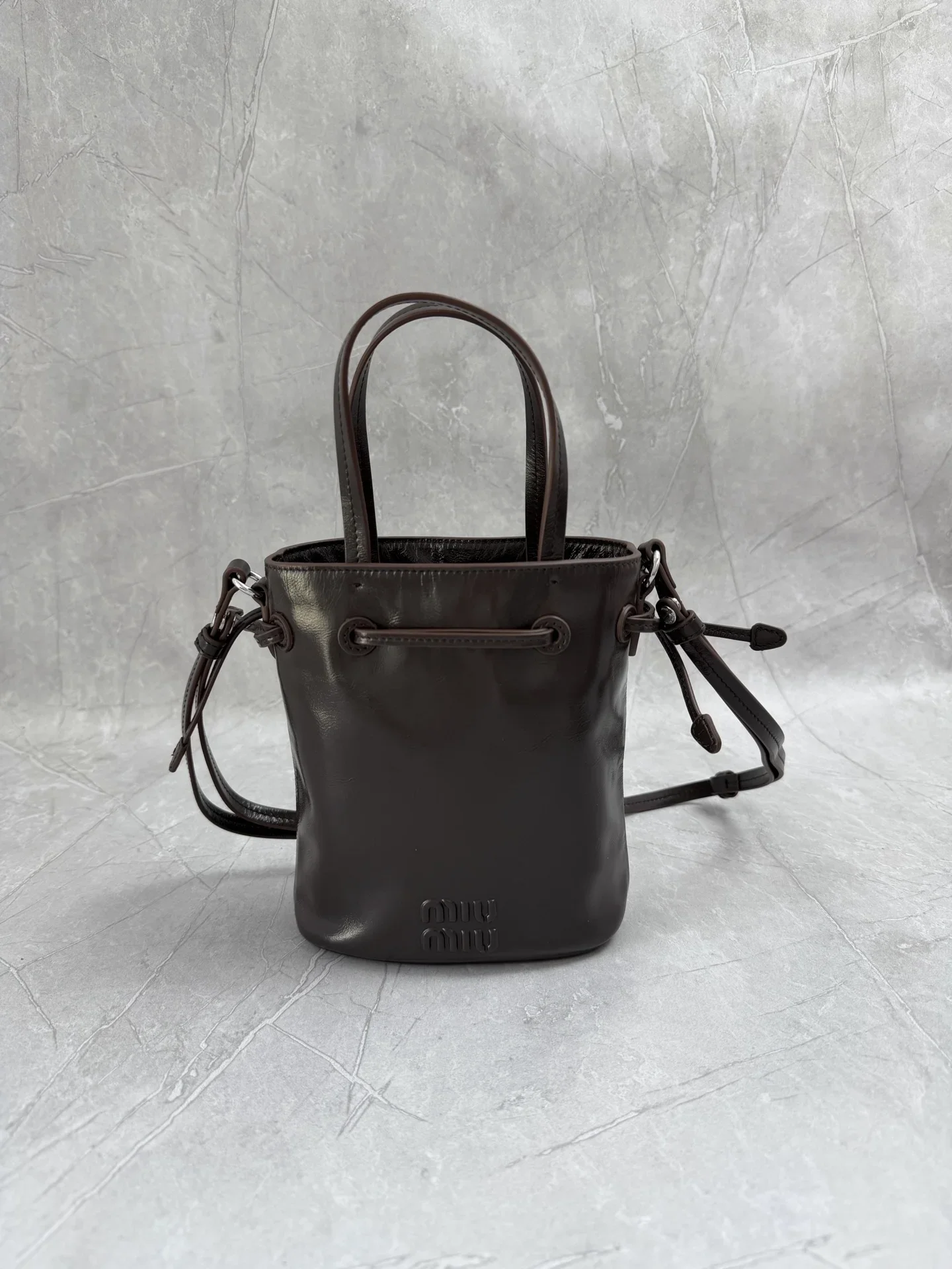 MIU MIU Bucket Bags Brown 15X18X8CM E30202609090387