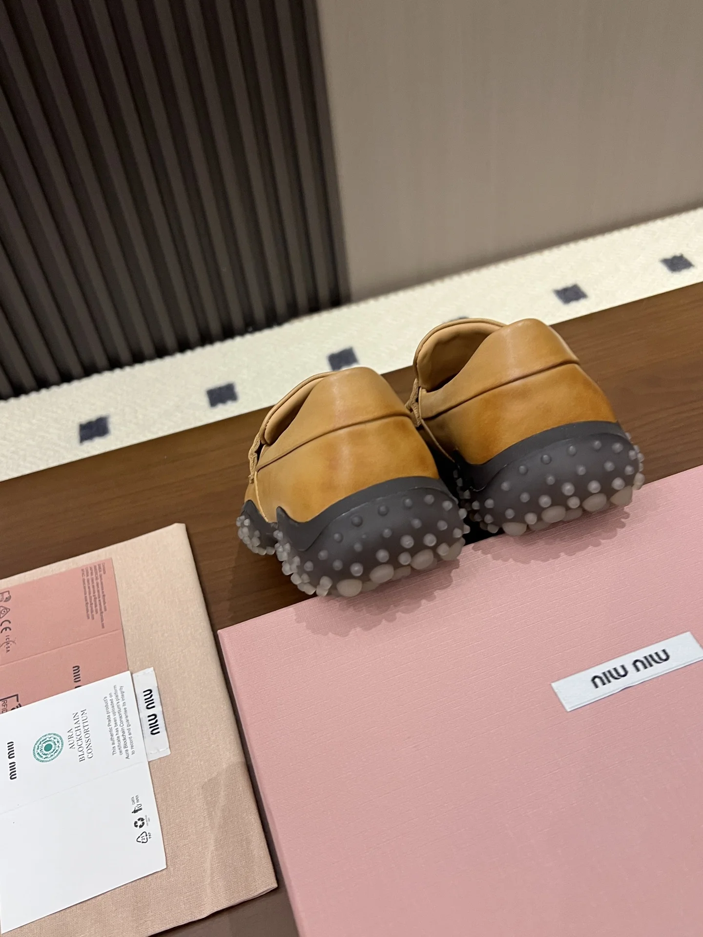 MIU MIU Loafers Leather Rubber Tan-Black EU35-40 B50202609110547 - Image 10