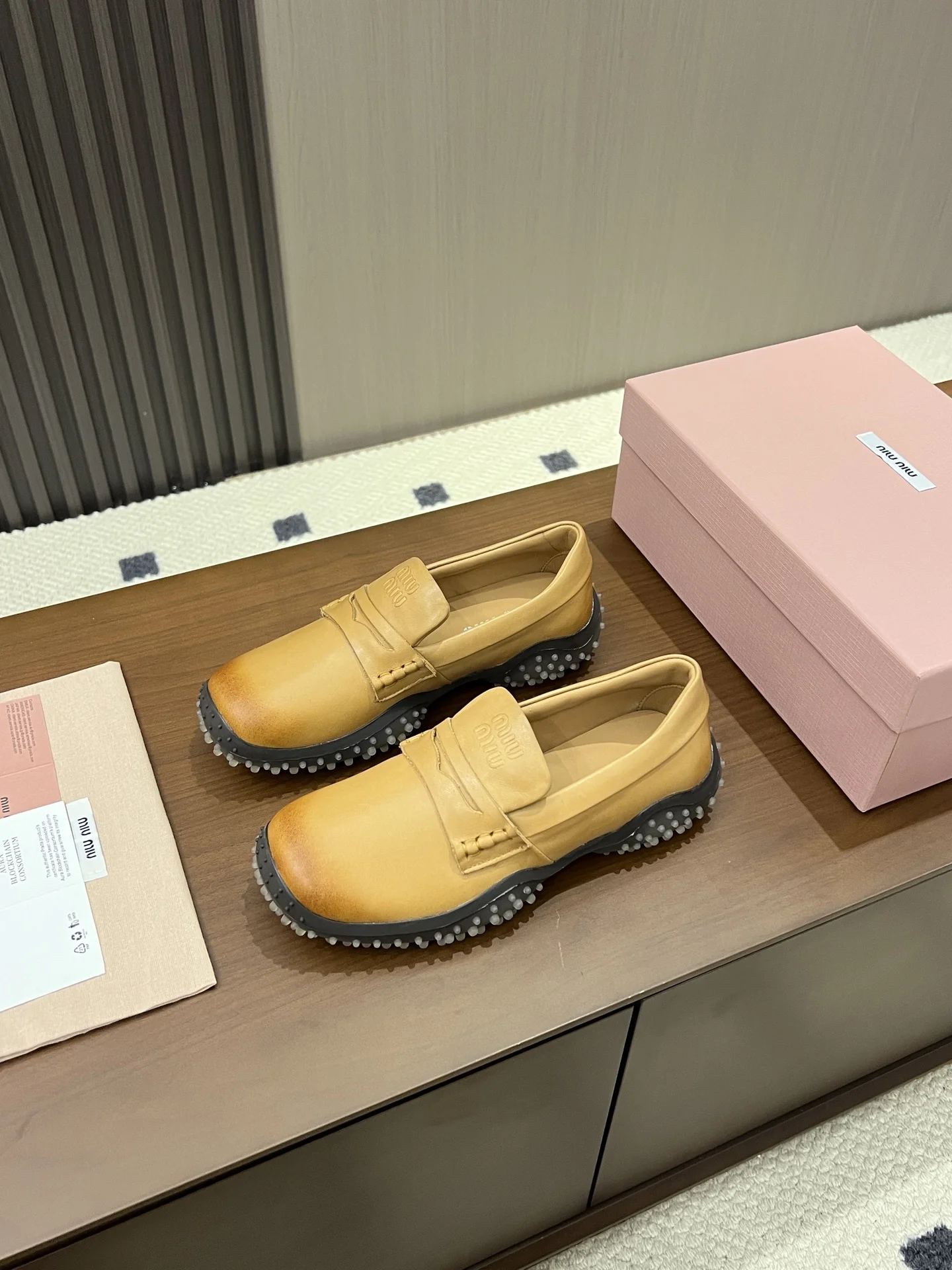 MIU MIU Loafers Leather Rubber Tan-Black EU35-40 B50202609110547 - Image 3