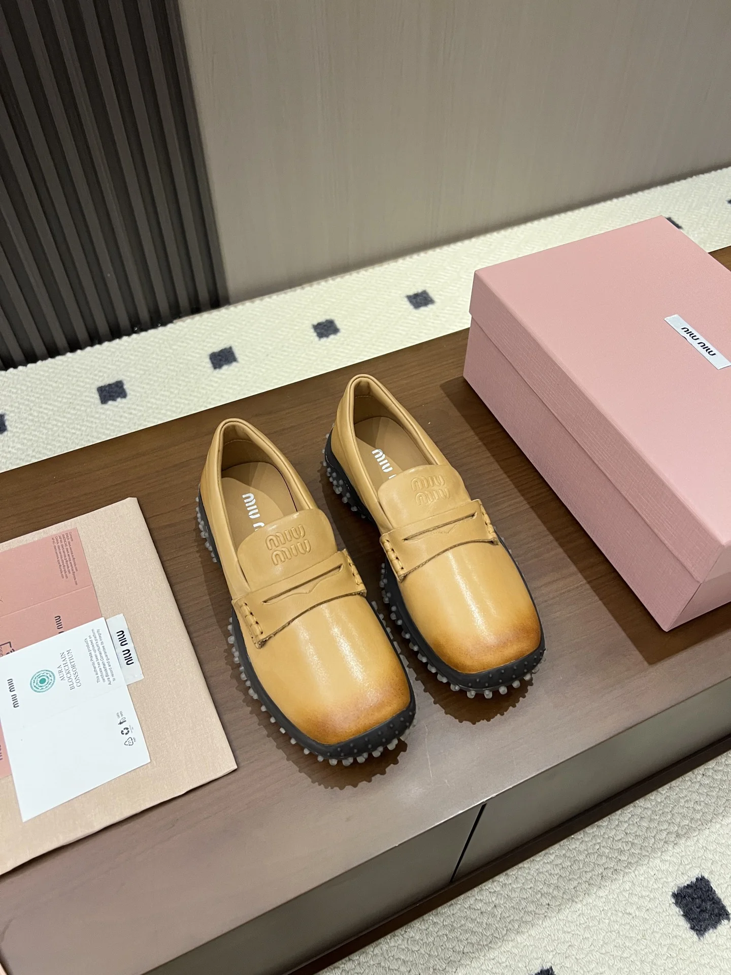 MIU MIU Loafers Leather Rubber Tan-Black EU35-40 B50202609110547 - Image 4