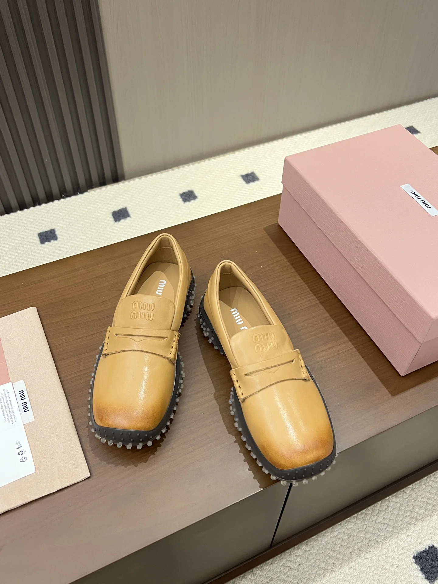 MIU MIU Loafers Leather Rubber Tan-Black EU35-40 B50202609110547 - Image 7