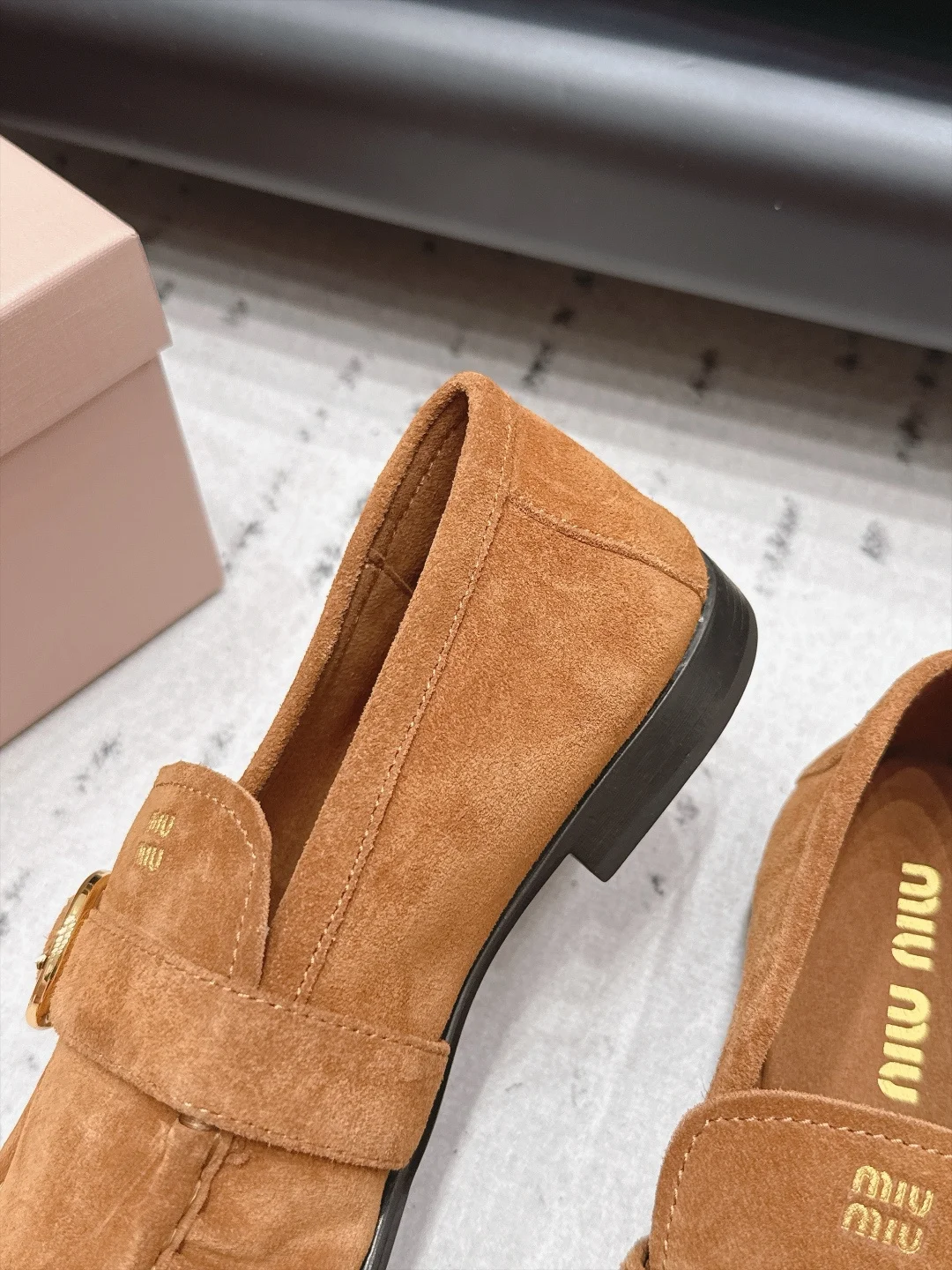 MIU MIU Loafers Suede Brown-Gold EU35-39 B80202609111513 - Image 7