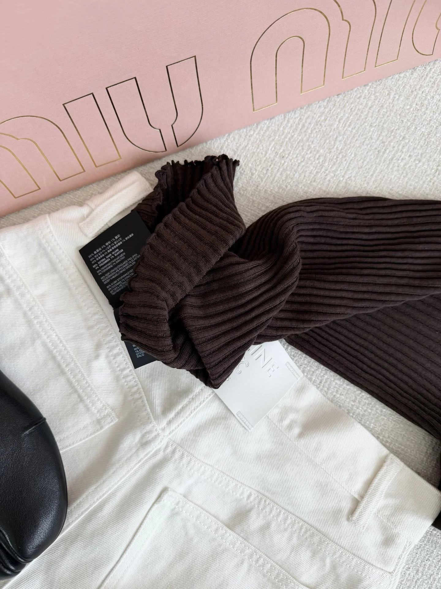 MIU MIU Polos Brown S-L B40202609061988 - Image 7